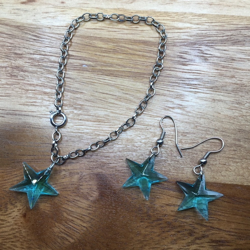 Star ⭐️ earrings and bracelet set (new)